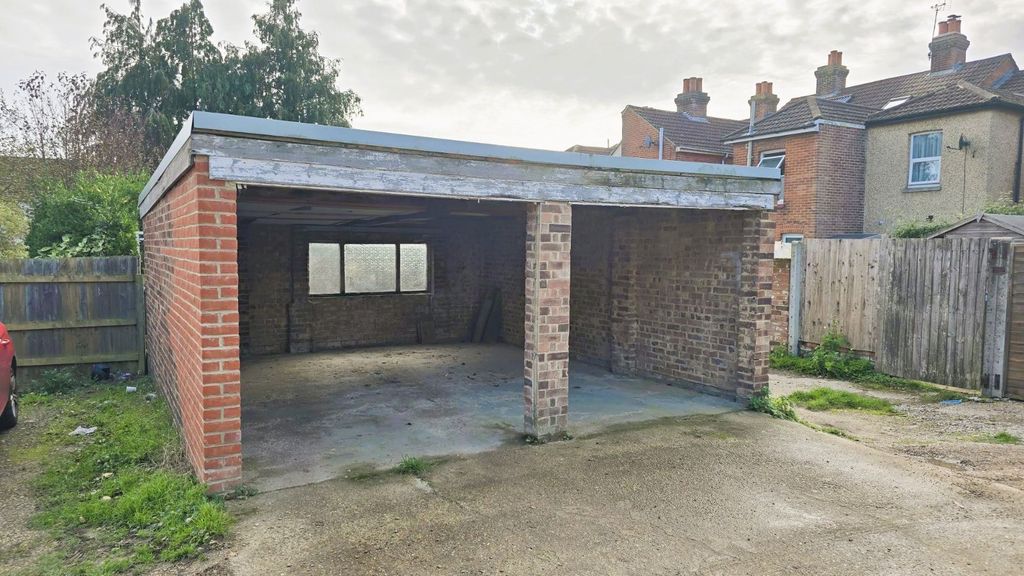 Property photo 3 of 13 Picture No. 33