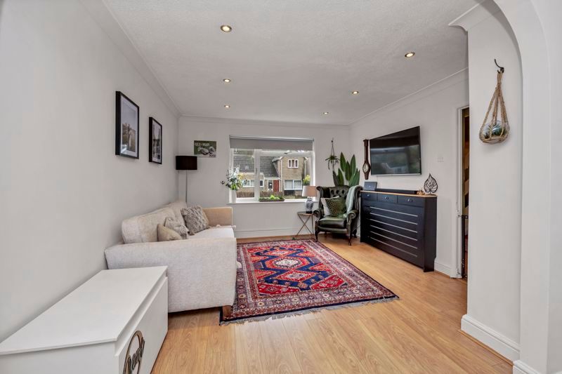 Property photo 2 of 17 Sitting Room