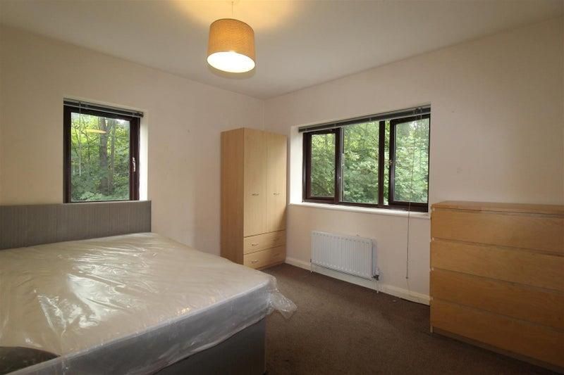 Property photo 1 of 9 92543918.Jpg