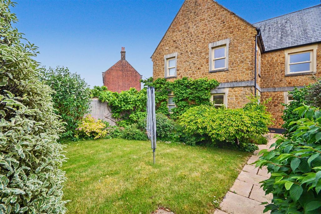 Property photo 3 of 28 55.Jpg