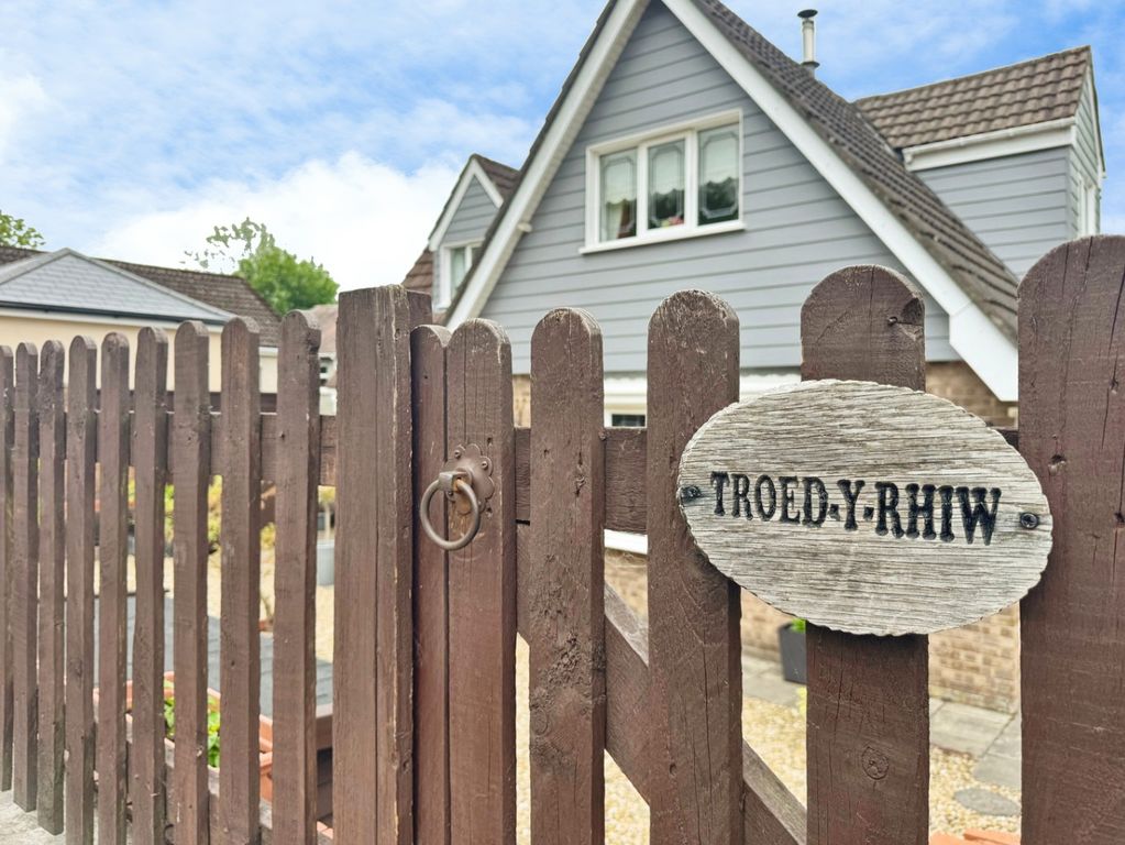 Property photo 2 of 46 3862364