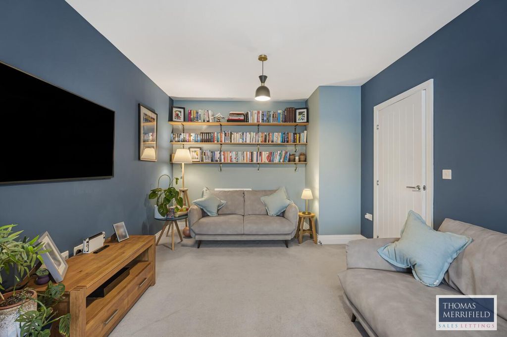 Property photo 3 of 17 5452325_Preview.Jpg