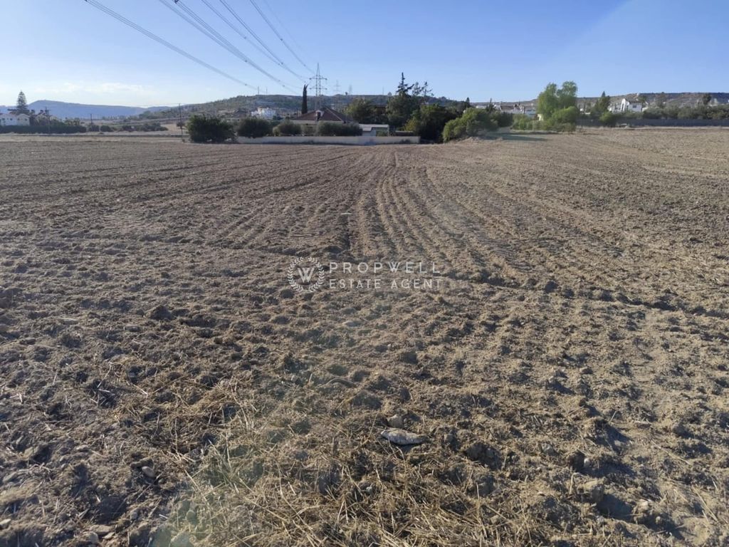 Property photo 2 of 4