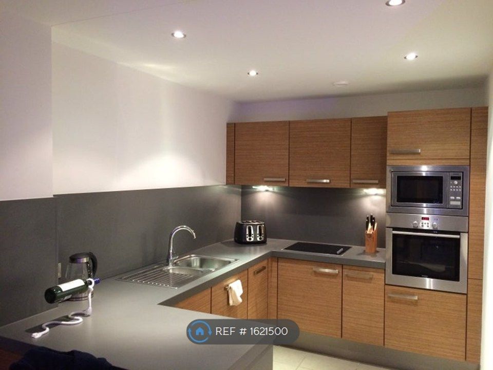 Property photo 1 of 8 Kitchen