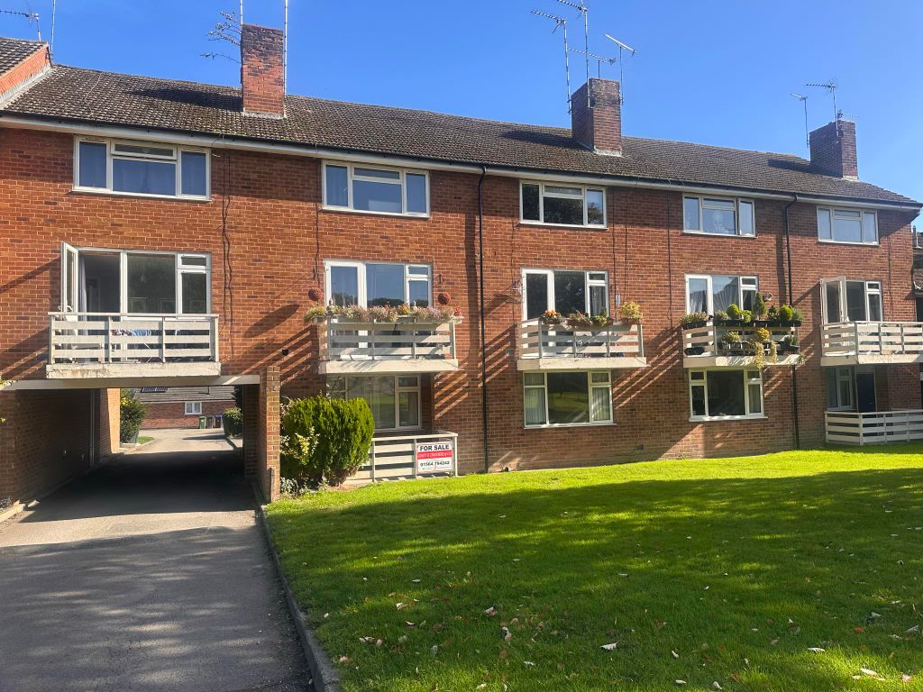 Property photo 2 of 21