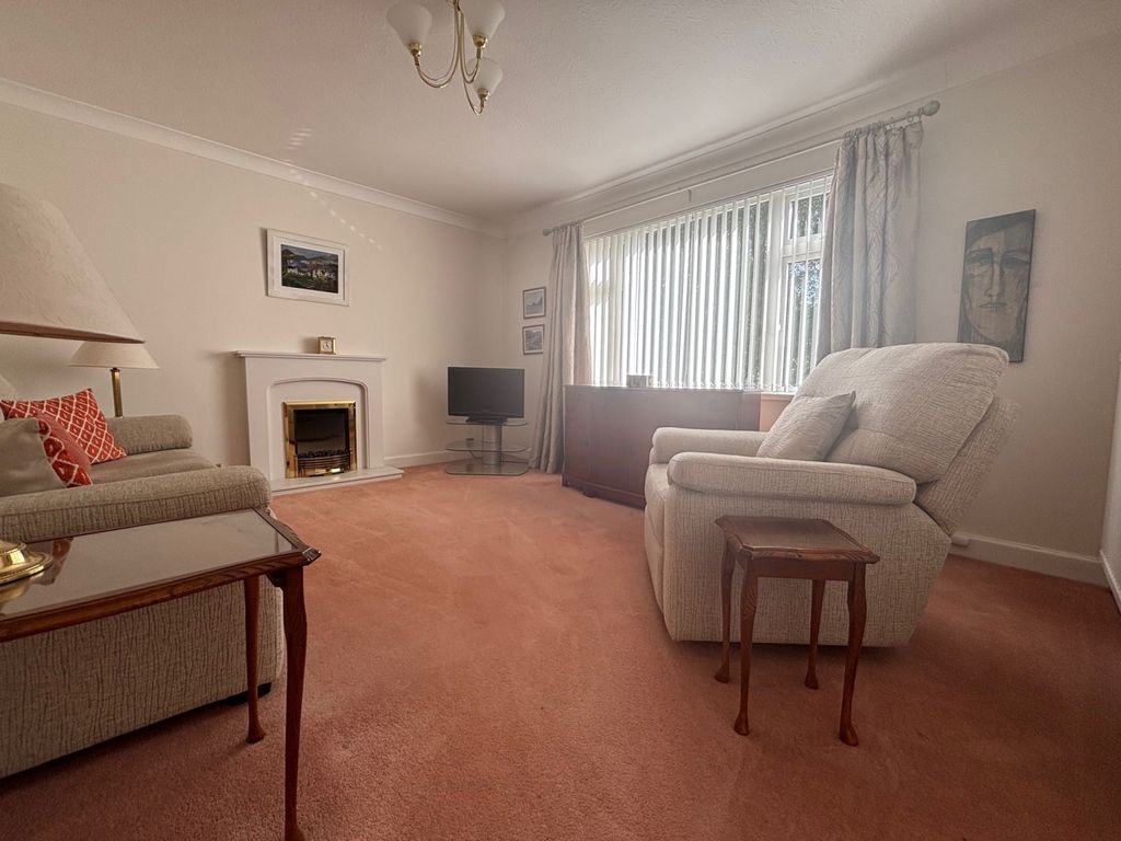 Property photo 3 of 12 6553454