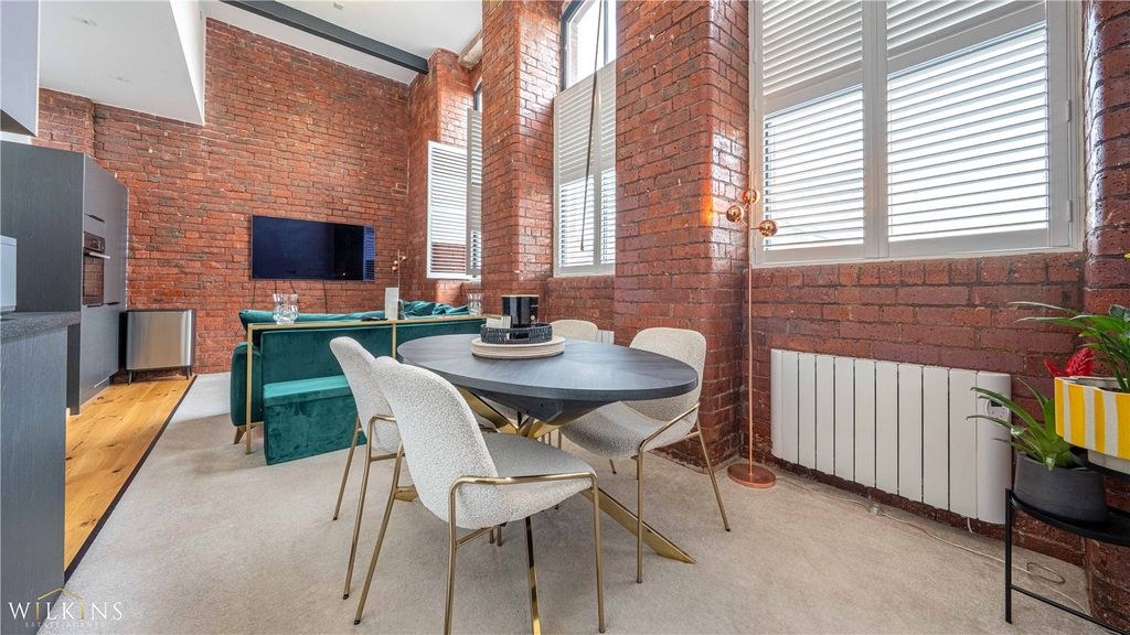 Property photo 3 of 18 Picture No. 10