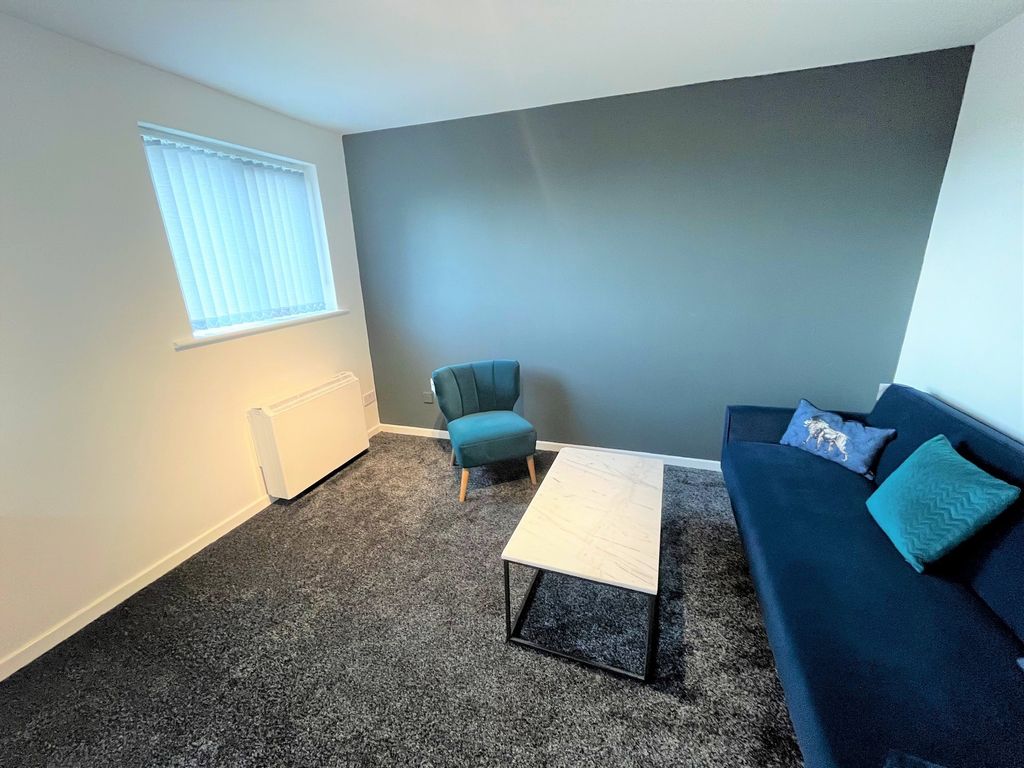 Property photo 2 of 6