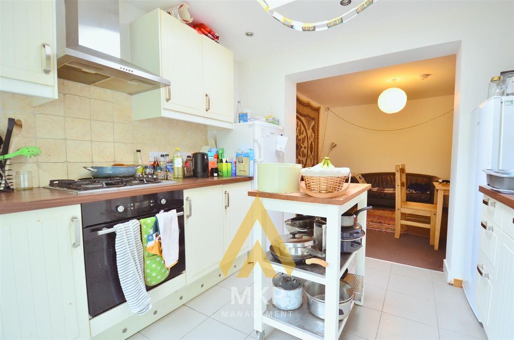 Property photo 2 of 17 2.Png