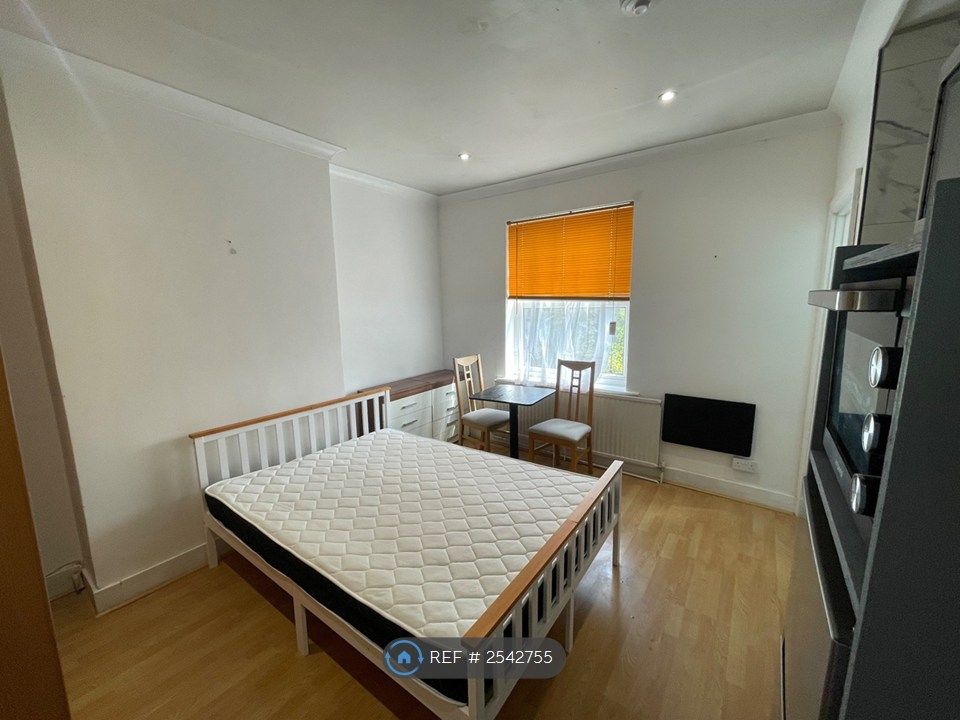 Property photo 1 of 4