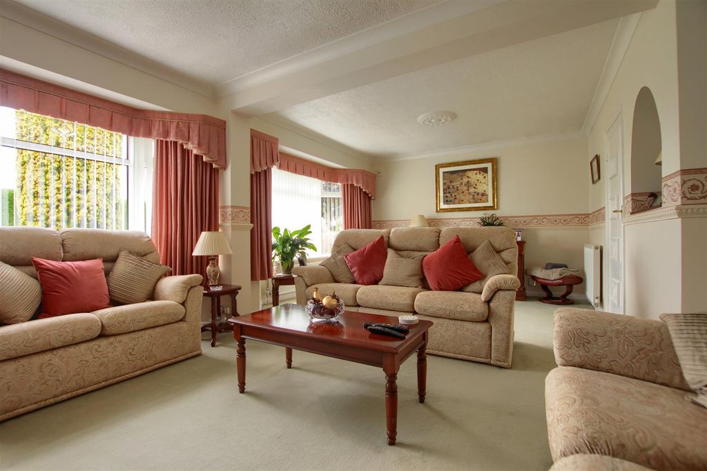 Property photo 3 of 16 mv7.Jpg