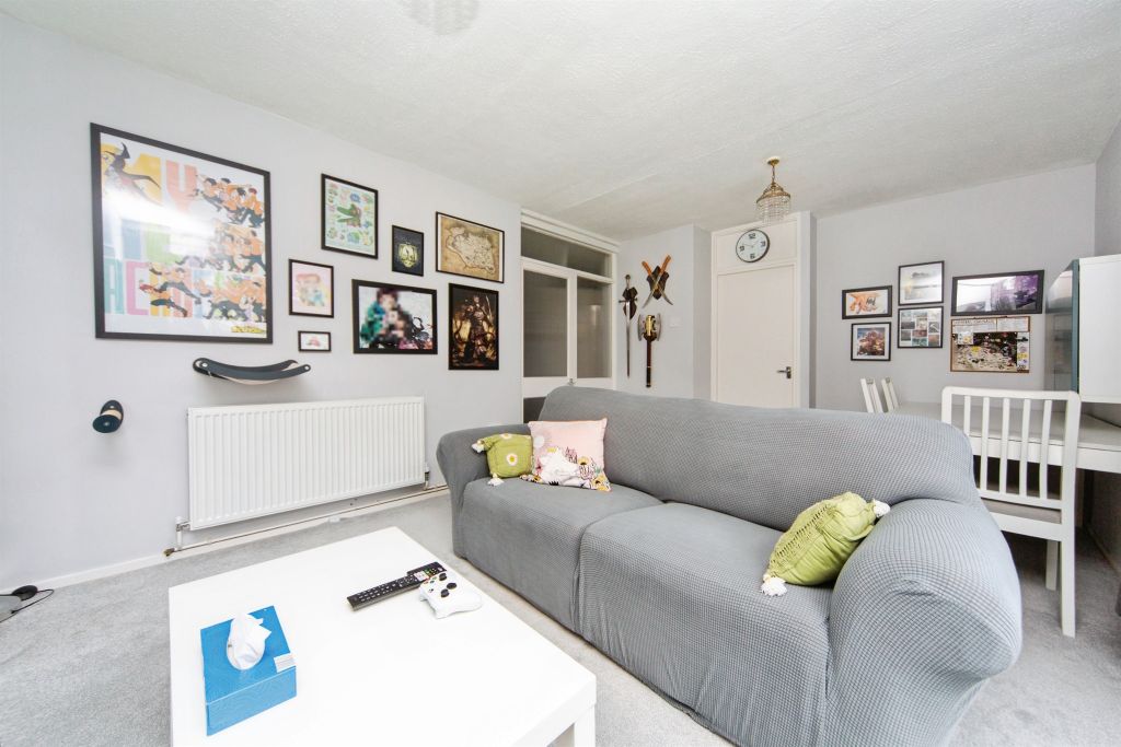 Property photo 3 of 19