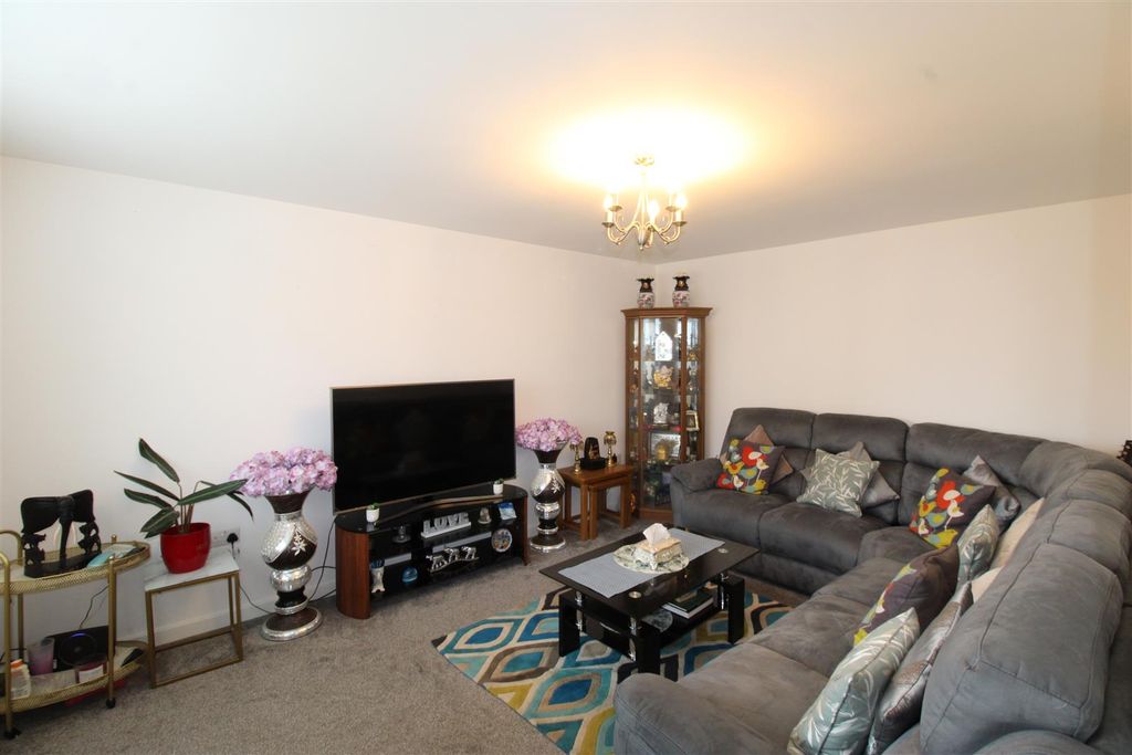 Property photo 2 of 15 Img_6634.Jpg