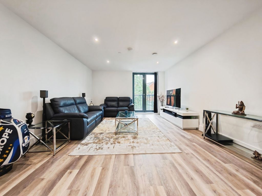 Property photo 2 of 9 Pbox-Img.Jpg