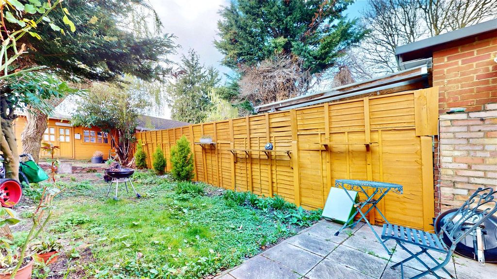 Property photo 2 of 17 Picture No. 03