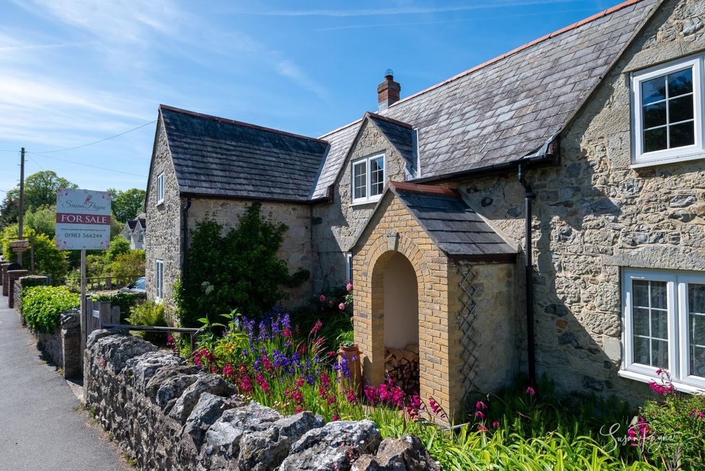 Property photo 1 of 44 Welcome To Kemming Cottage