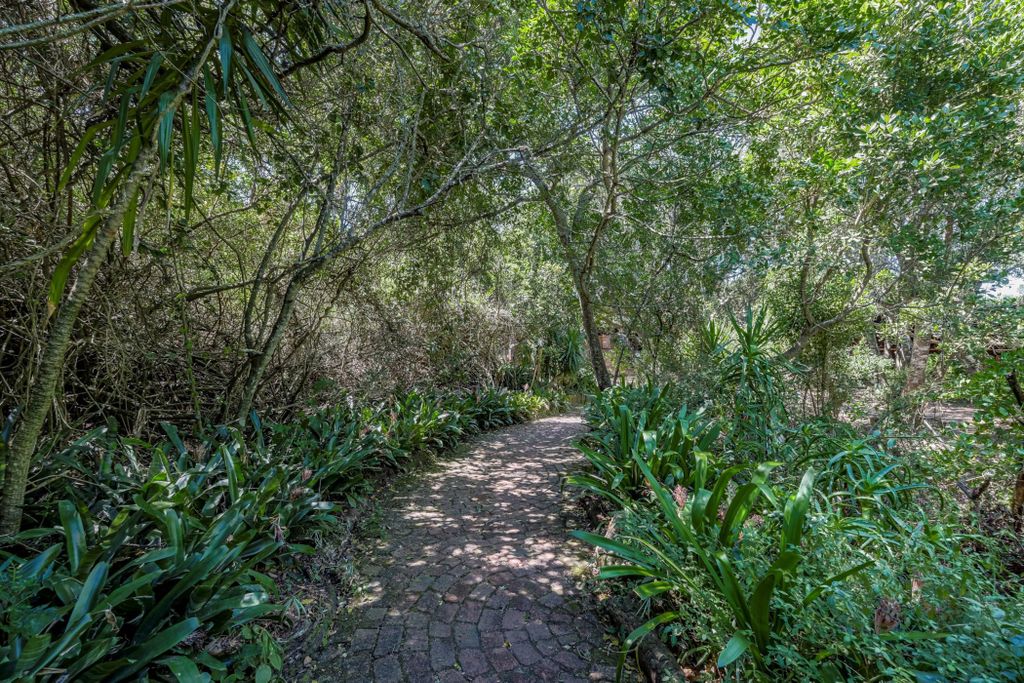 Property photo 1 of 14 1Plz1605176