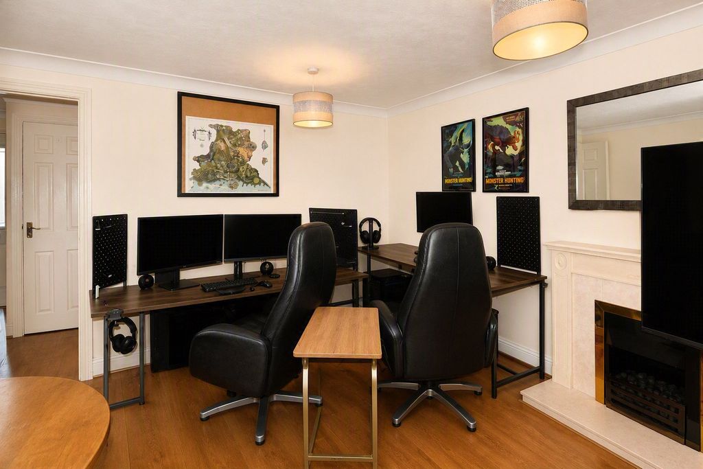 Property photo 3 of 10 Picture No. 24