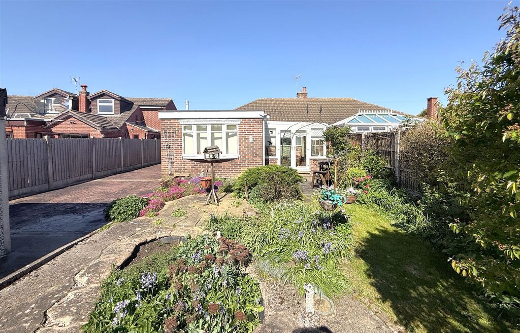 Property photo 2 of 14 Img_3488.Jpg
