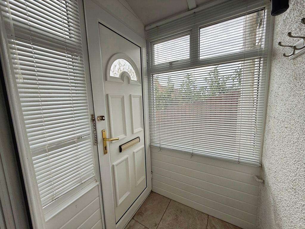 Property photo 2 of 24 Entrance Porch