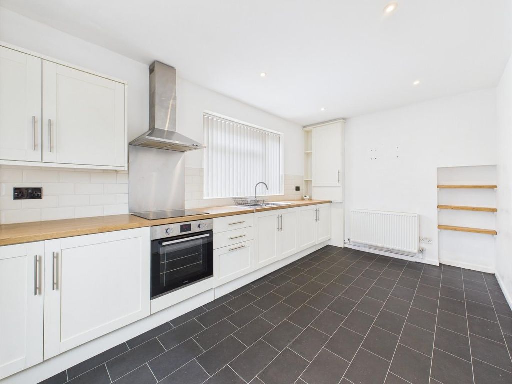 Property photo 3 of 8 Tor Kitchen.Jpg