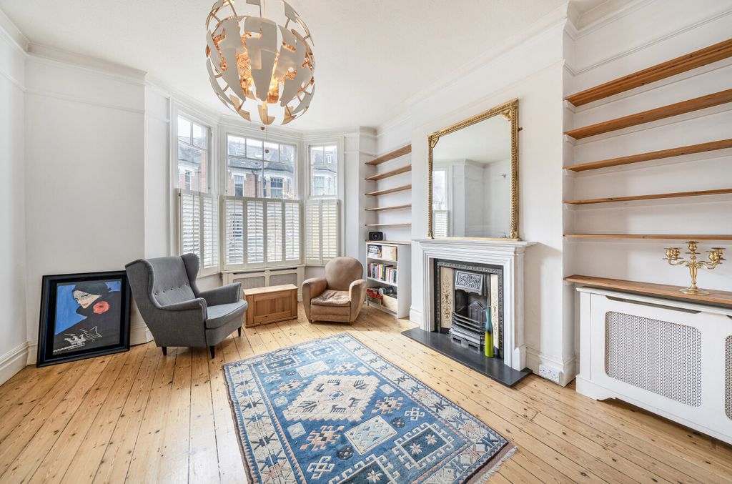 Property photo 2 of 11 1343592-3-68B1B0F...