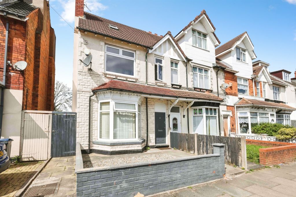 Property photo 1 of 17