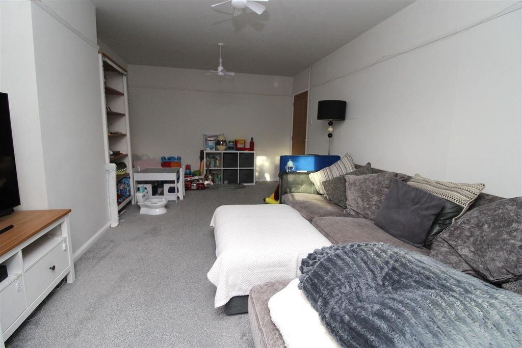 Property photo 3 of 11 Img_3438.Jpg