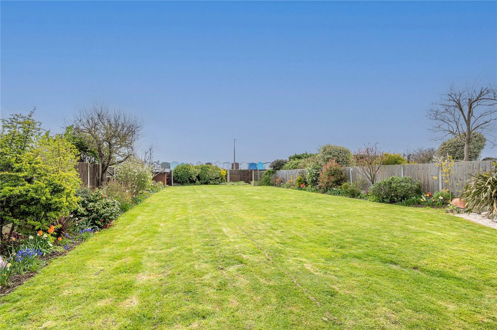 Property photo 3 of 21 Picture No. 07