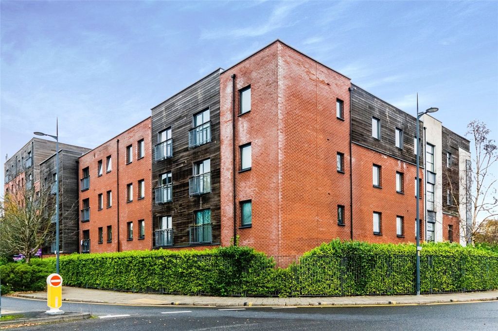 Property photo 1 of 8