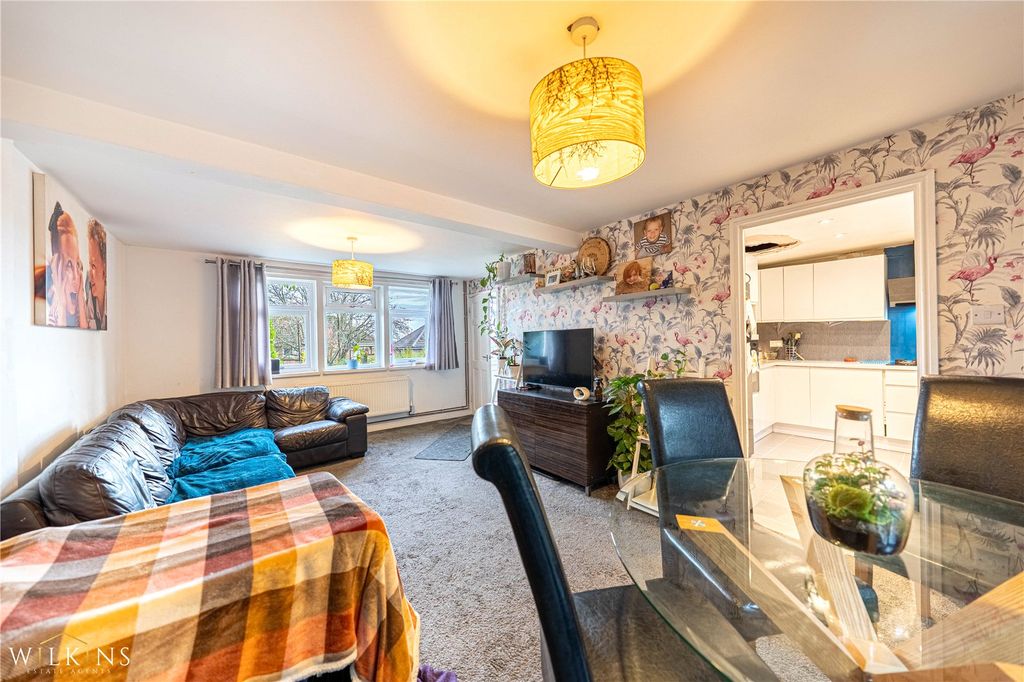 Property photo 3 of 30 Picture No. 11