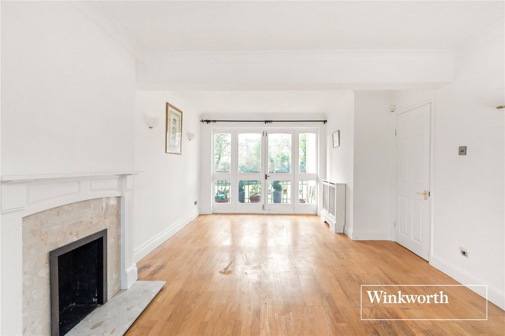 Property photo 3 of 14 Picture No. 11