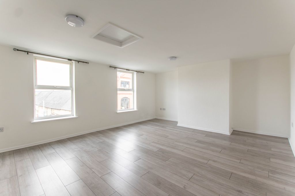 Property photo 1 of 4