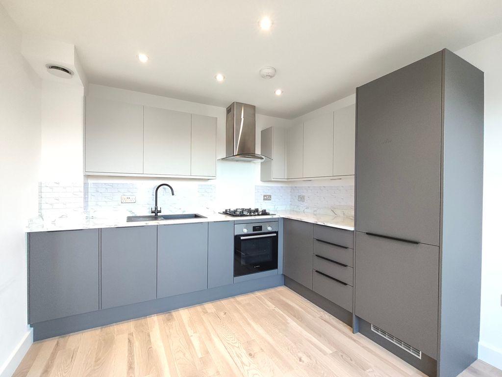 Property photo 2 of 12 Bedroom 3