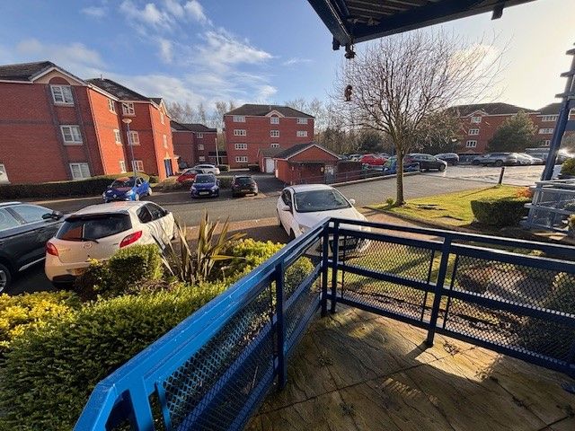 Property photo 3 of 6 Balcony