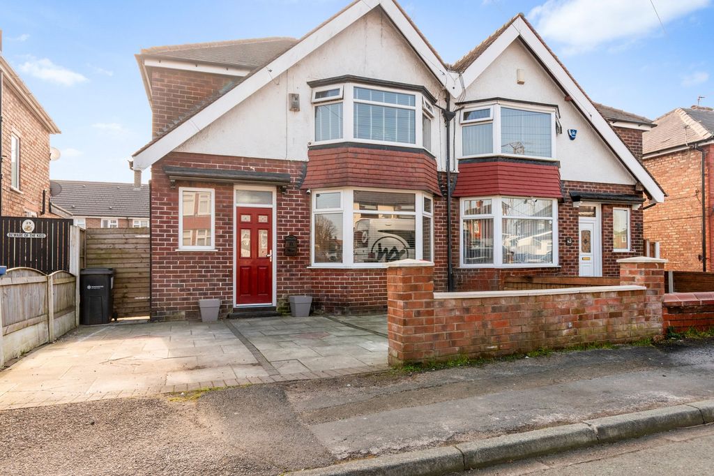 Property photo 1 of 20
