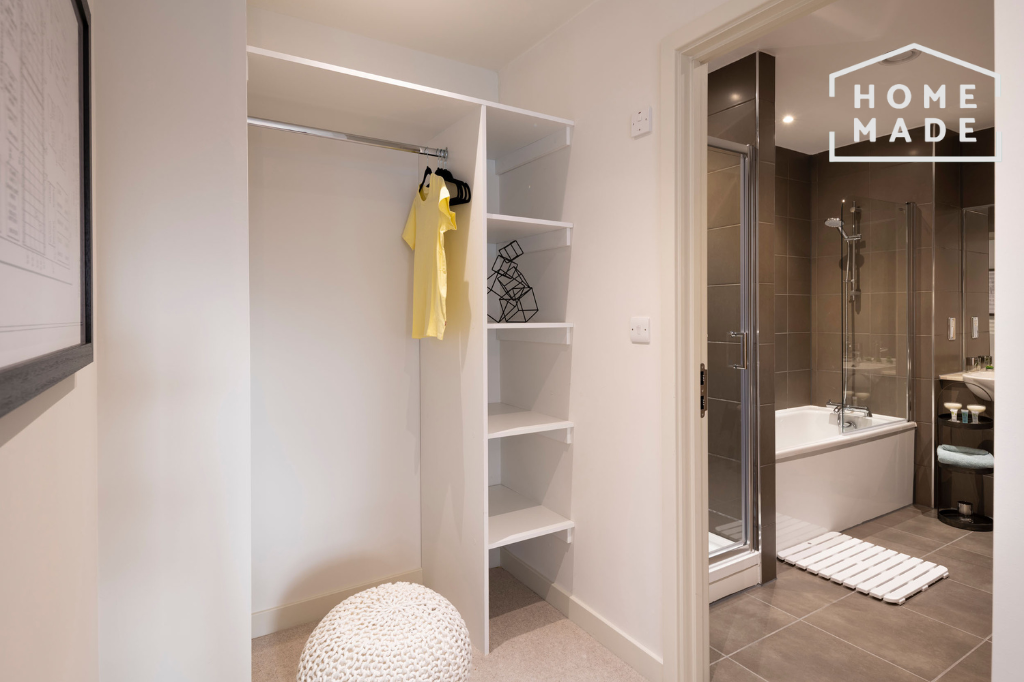 Property photo 2 of 21