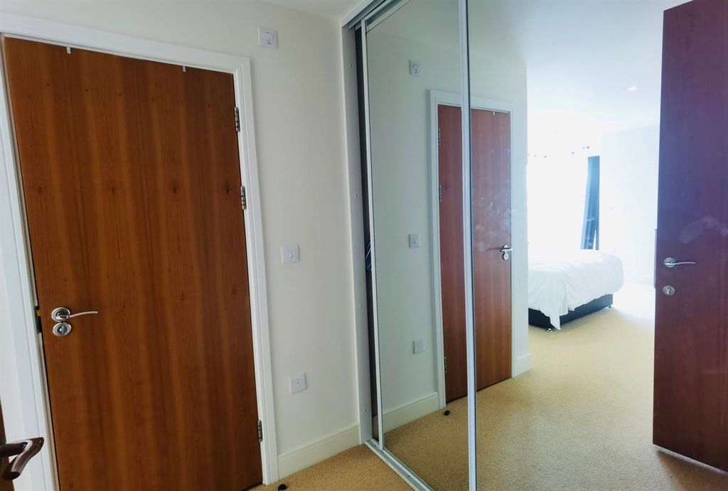 Additional image 12 of 2 bed flat to rentApartment, Meridian Wharf, Trawler Road, Maritime Quarter, Swansea SA1