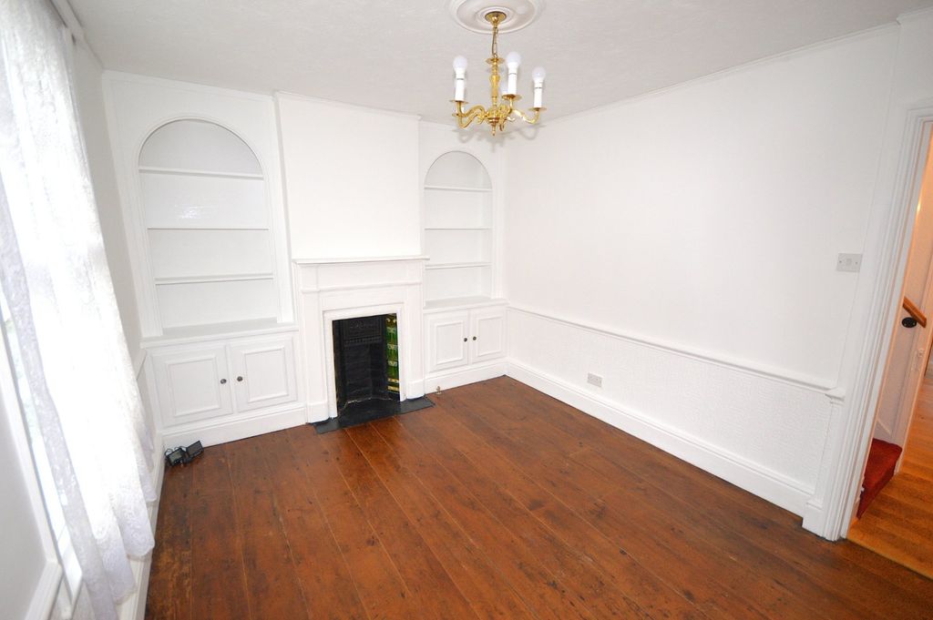 Property photo 3 of 22 Picture No. 09