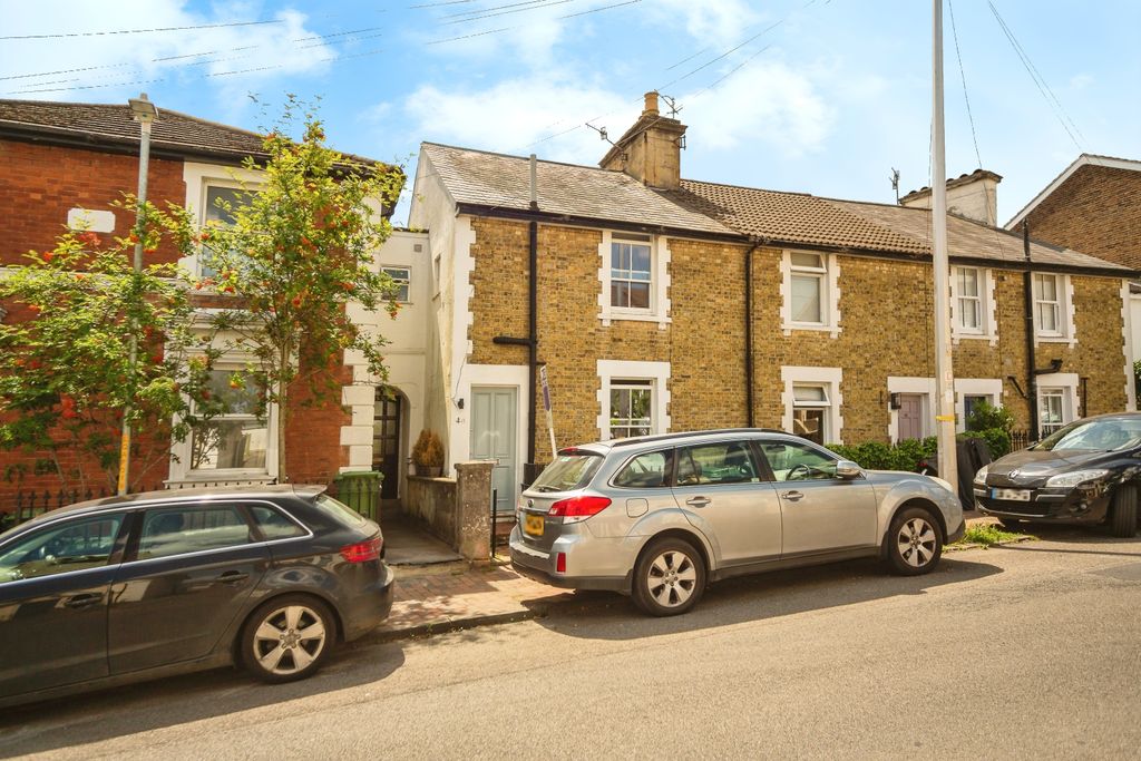 Property photo 1 of 18