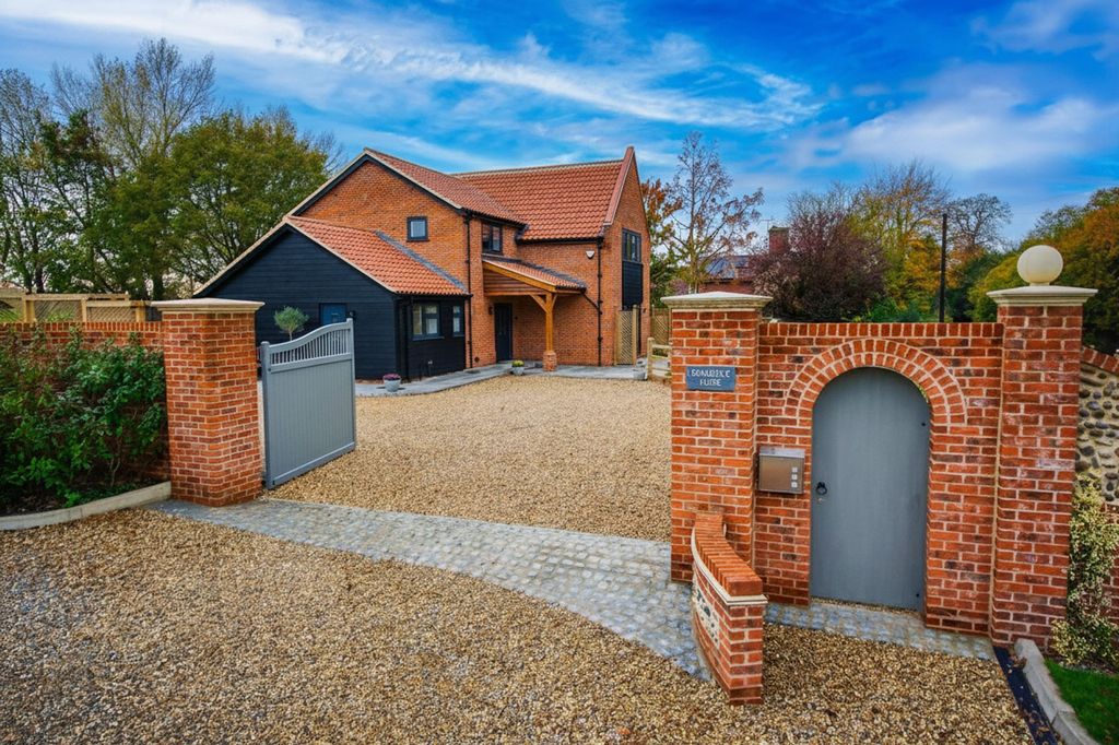 Property photo 1 of 39