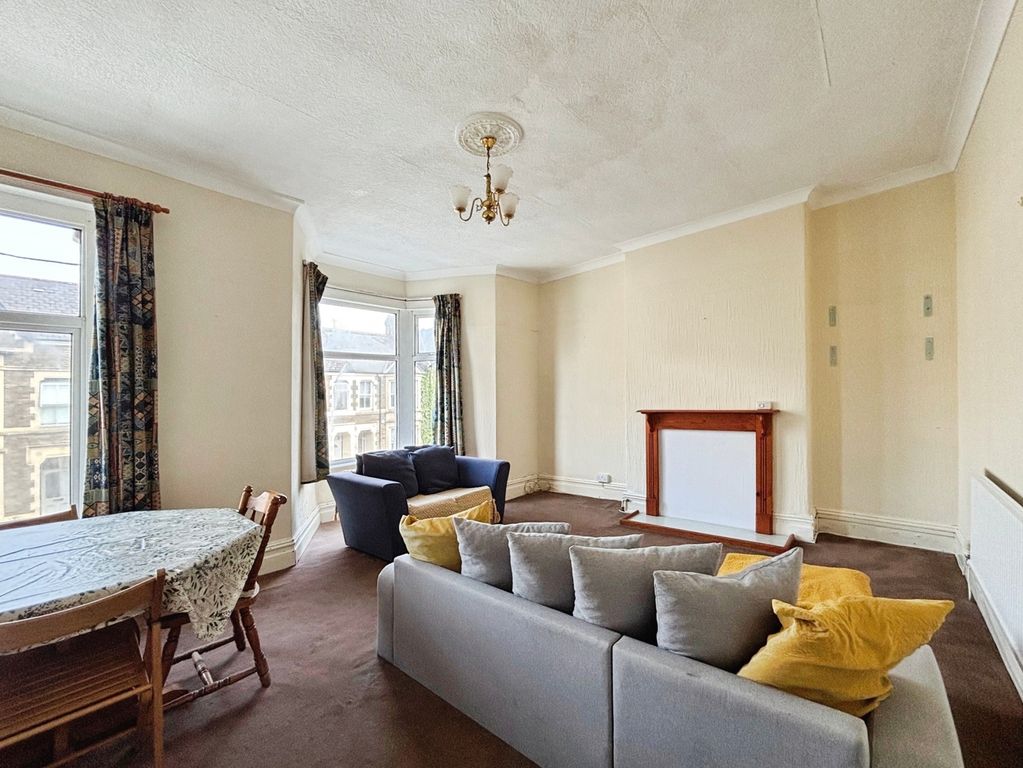 Property photo 2 of 6 Pbox-Img.Jpg