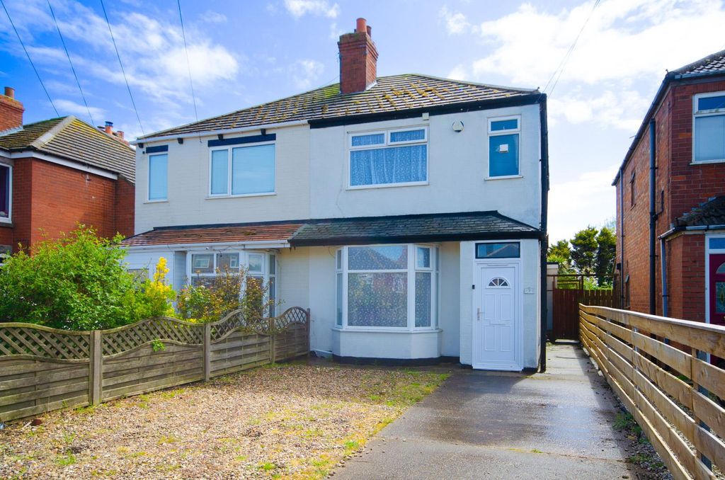 Property photo 1 of 27