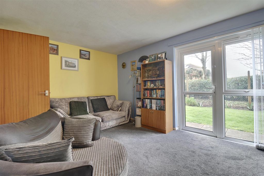 Property photo 3 of 15 2A4Aa2F2-2A99-47B2-97E3-0455F1Bf393A_1_201_A.Jpeg