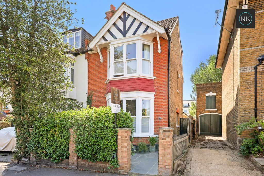 Property photo 1 of 32 4692442