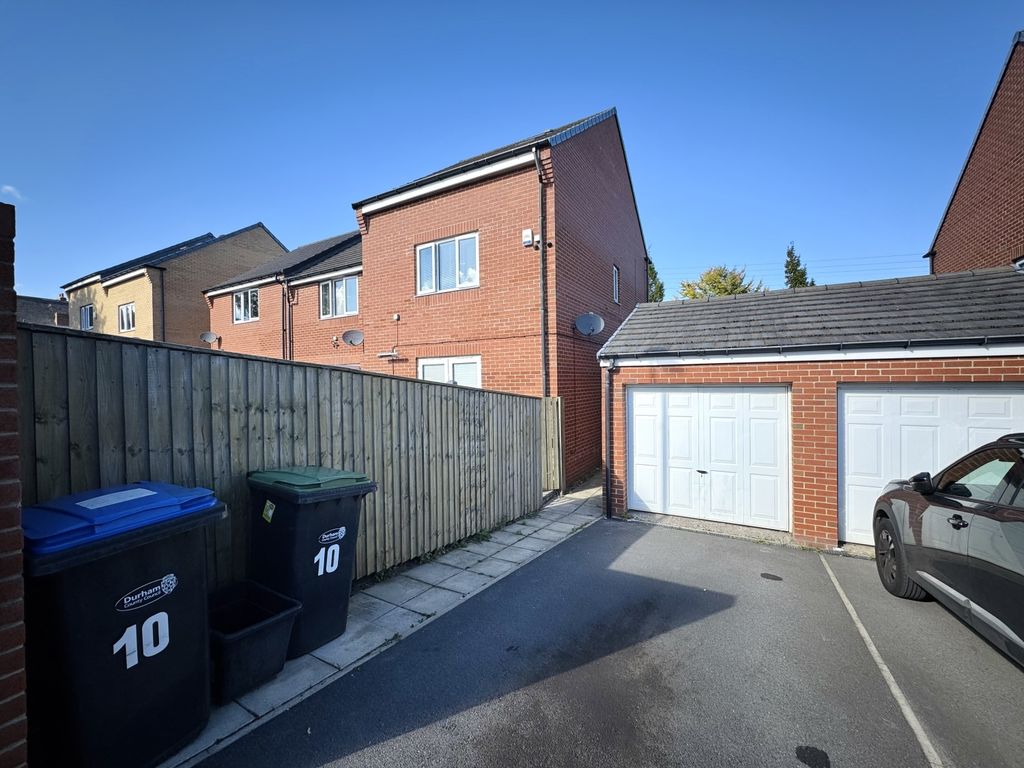 Property photo 2 of 17 Img_3985
