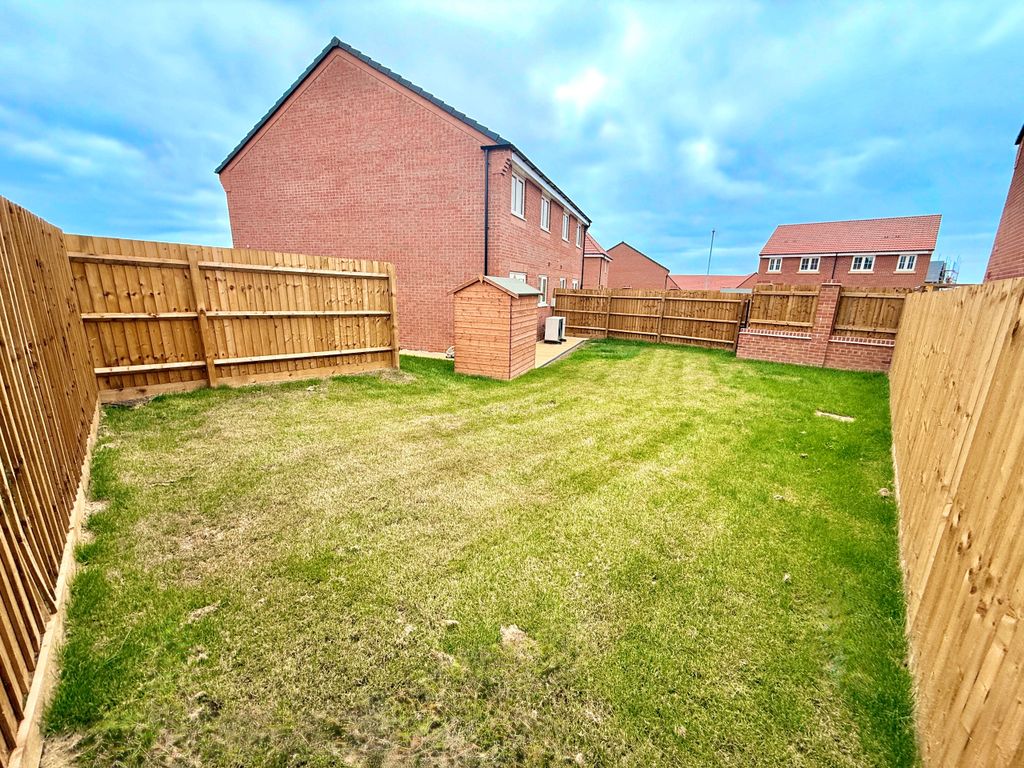 Property photo 3 of 26