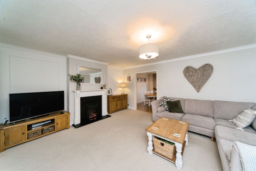 Property photo 3 of 20