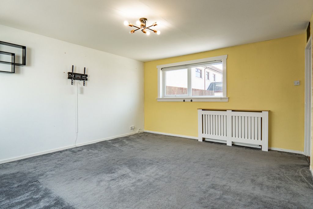 Property photo 3 of 31