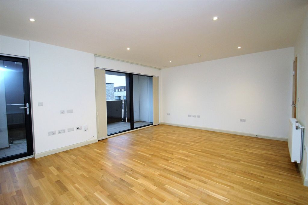Property photo 2 of 13 Picture No. 02